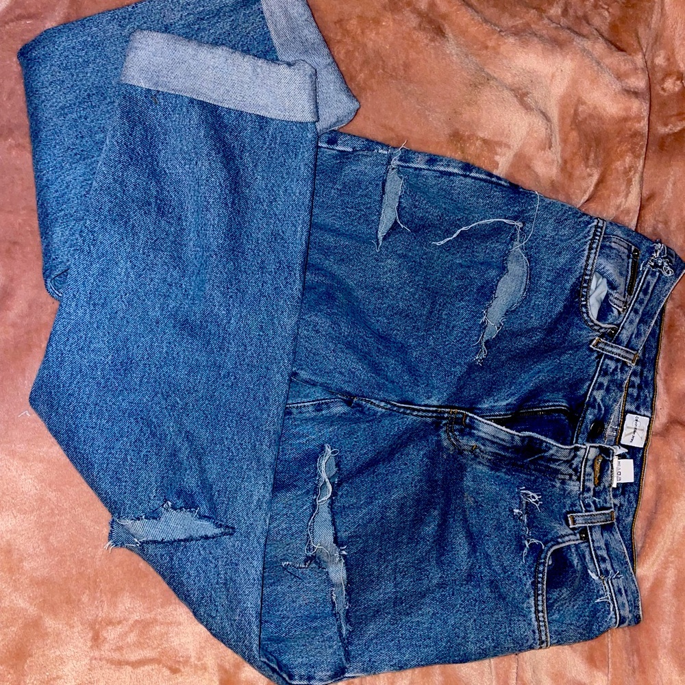Calvin Klein vintage mom jeans!